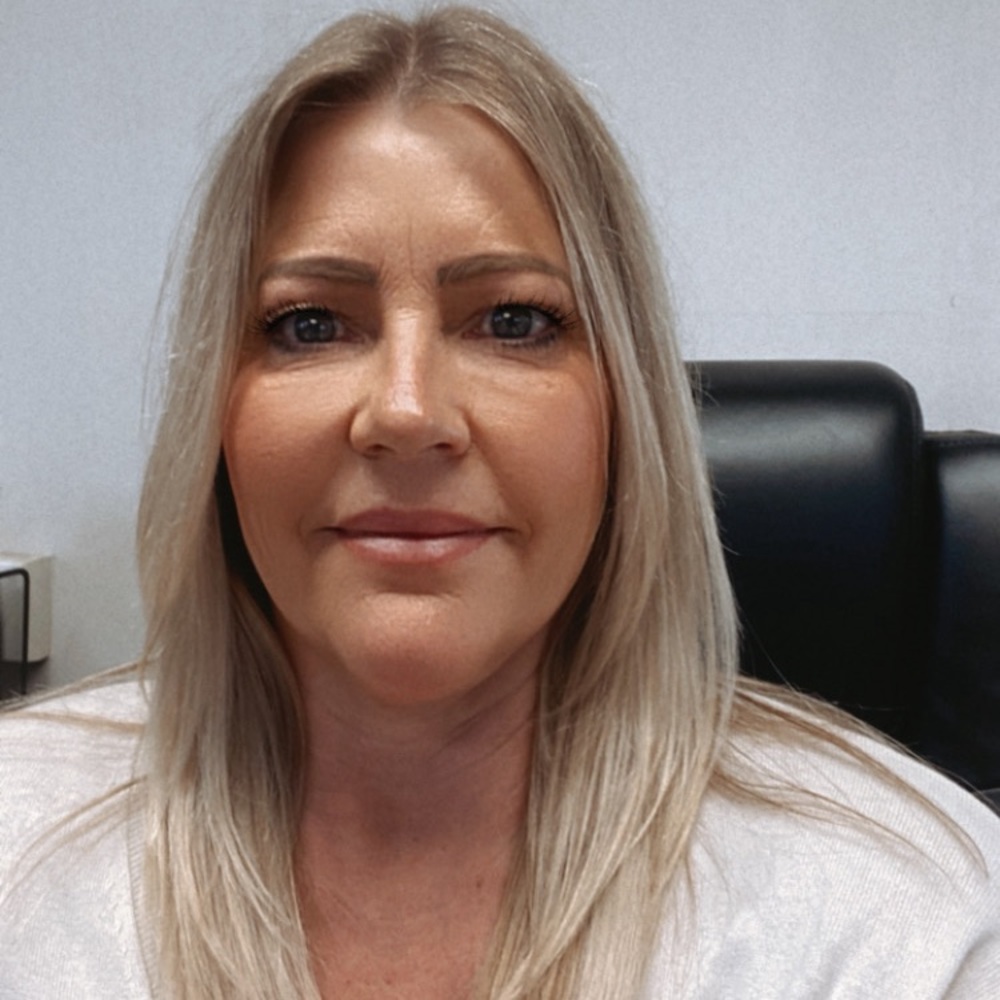 Meet your Posher, Julie